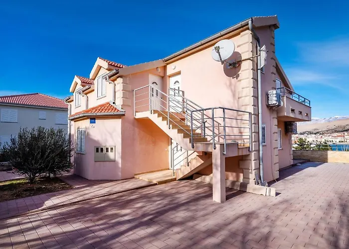 Apartamento Matej Pag Town