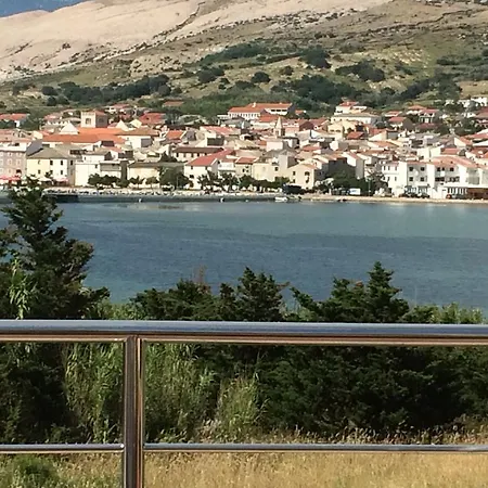 Daire Matej Pag Town